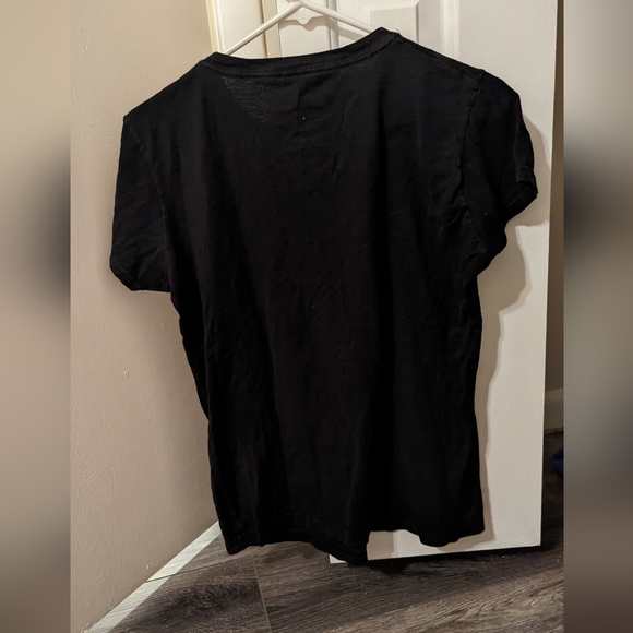 SOLD Women's M Y2K tee affliction style perfect condition V neck angel wings - Picture 3 of 3